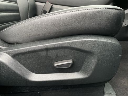 Used 2022 Ford Edge SEL w/ Class II Trailer Tow Package image 34