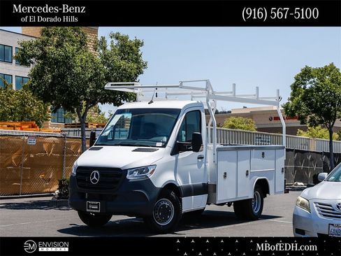Used 2024 Mercedes-Benz Sprinter 4500 image 1