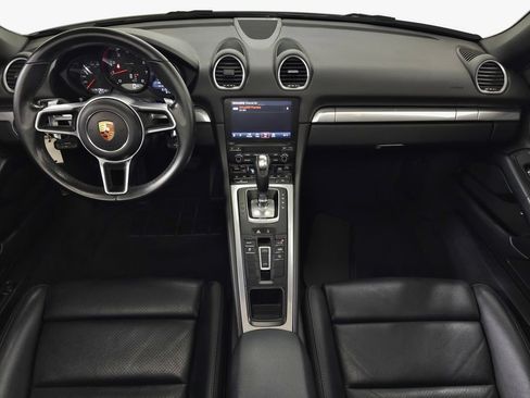 Used 2019 Porsche 718 Boxster RWD image 11
