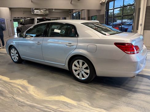 Used 2005 Toyota Avalon XLS FWD image 35