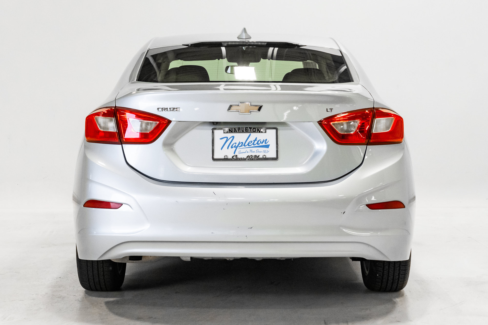 Used 2018 Chevrolet Cruze LT FWD image 24