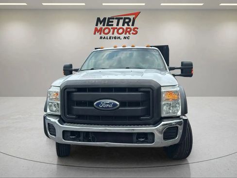 Used 2012 Ford F450 XL w/ PWR Equipment Group image 2