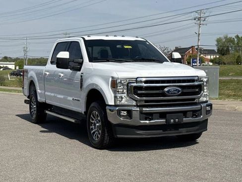 Certified 2022 Ford F250 Lariat w/ Lariat Value Package image 3