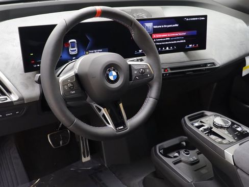 New 2026 BMW iX M70 image 7