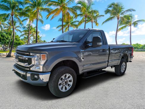 Used 2022 Ford F350 XLT w/ XLT Value Package image 7