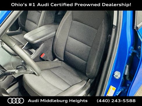 Used 2024 GMC Terrain SLE w/ Driver Convenience Package FWD image 25