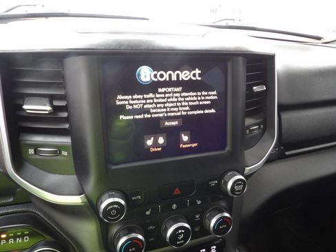 Used 2019 RAM 1500 Big Horn image 11