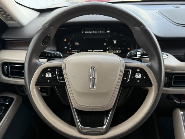 Used 2022 Lincoln Aviator Reserve w/ Elements Package Plus RWD image 11
