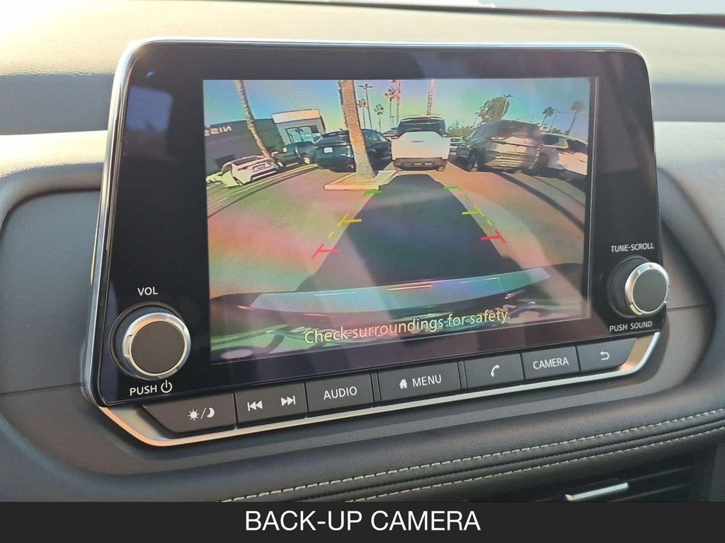 Certified 2026 Nissan Rogue SV FWD image 21