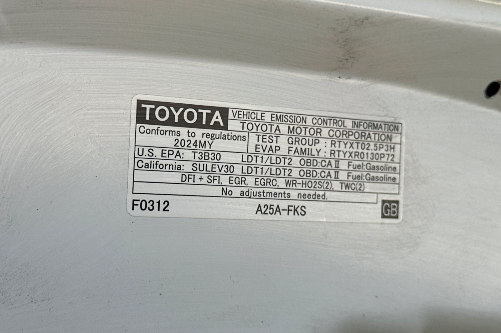 Used 2024 Toyota RAV4 XLE w/ Convenience Package FWD image 29