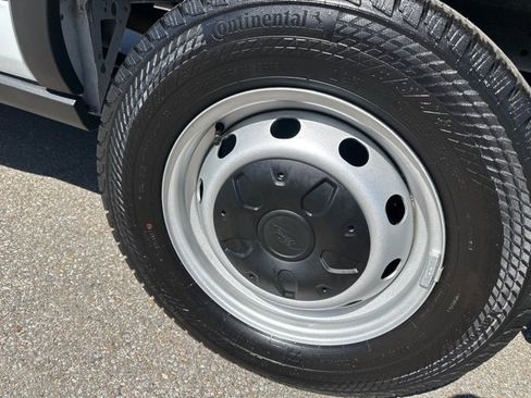 Used 2024 Ford Transit 250 148 Medium Roof w/ Load Area Protection Package image 29