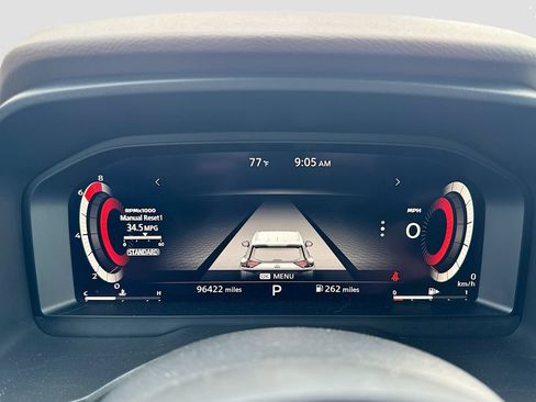 Used 2021 Nissan Rogue Platinum FWD image 9