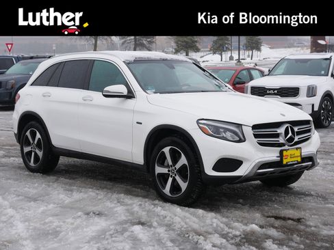 Used 2019 Mercedes-Benz GLC 350e 4MATIC image 1