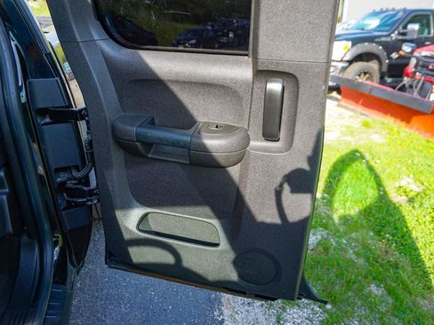 Used 2013 Chevrolet Silverado 1500 LT w/ All-Star Edition AWD/4WD image 25