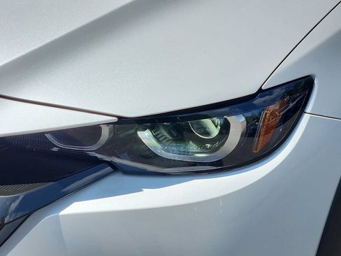 Used 2025 MAZDA CX-50 AWD 2.5 S w/ Premium Plus Pkg image 9
