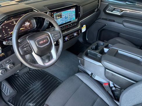 Used 2026 GMC Sierra 1500 Elevation AWD/4WD image 13