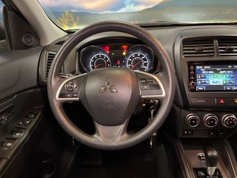 Used 2024 Mitsubishi Outlander Sport ES image 53