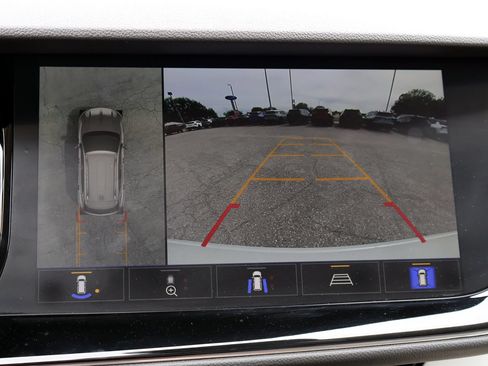 Used 2023 Buick Envision Avenir FWD image 22