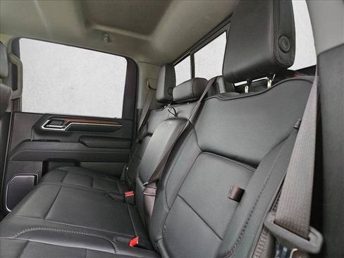 Used 2024 GMC Sierra 2500 Denali w/ Denali Reserve Package AWD/4WD image 23