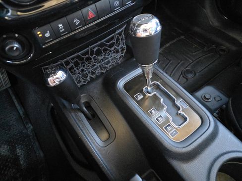 Used 2017 Jeep Wrangler Unlimited Sahara w/ Max Tow Package image 29