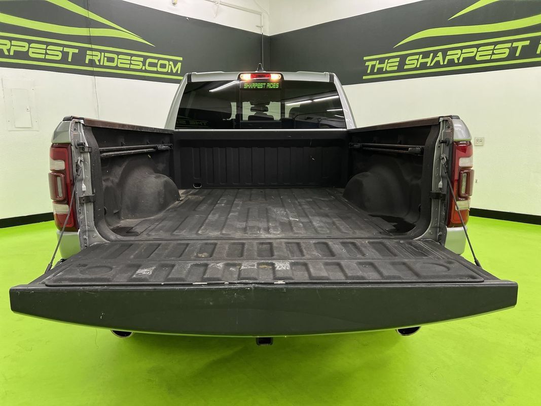 Used 2019 RAM 1500 Laramie AWD/4WD image 9