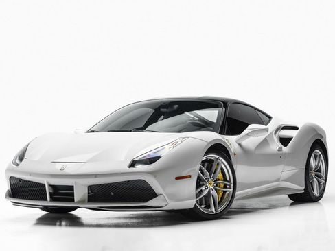 Used 2016 Ferrari 488 GTB RWD image 4