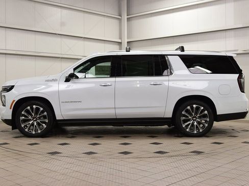New 2026 Chevrolet Suburban High Country image 4