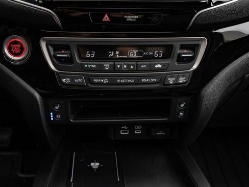 Used 2024 Honda Ridgeline Black Edition image 35