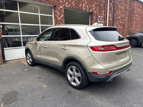 Used 2017 Lincoln MKC Premiere image 4