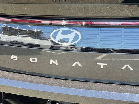 Used 2026 Hyundai Sonata Limited FWD image 7