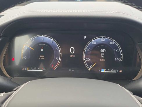 New 2025 Jeep Grand Cherokee Overland w/ Luxury Tech Group IV AWD/4WD image 20