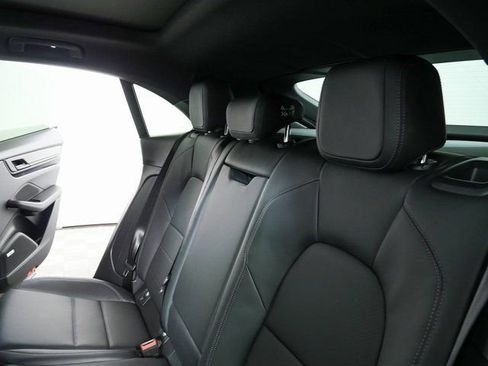 New 2026 Porsche Macan Electric image 22