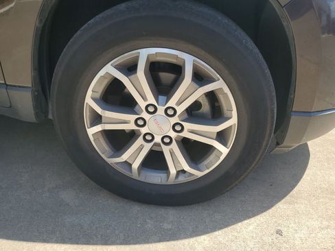 Used 2015 GMC Acadia SLT w/ Open Road Package FWD image 9