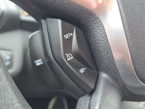 Used 2016 Ford Escape SE image 23