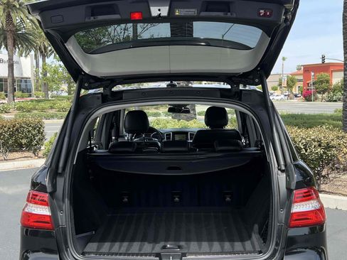 Used 2015 Mercedes-Benz ML 350 4MATIC w/ Premium 1 Package image 78