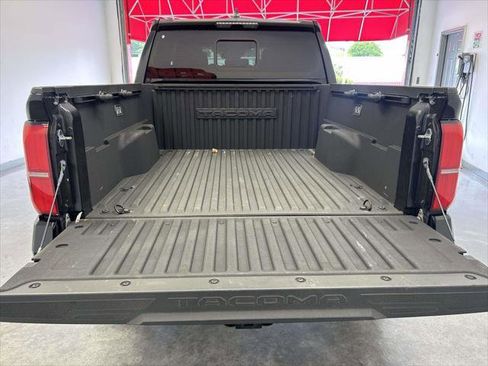 Certified 2024 Toyota Tacoma SR5 AWD/4WD image 12