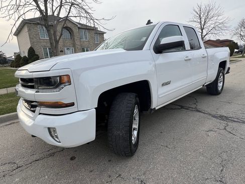 Used 2017 Chevrolet Silverado 1500 LT w/ All Star Edition image 3