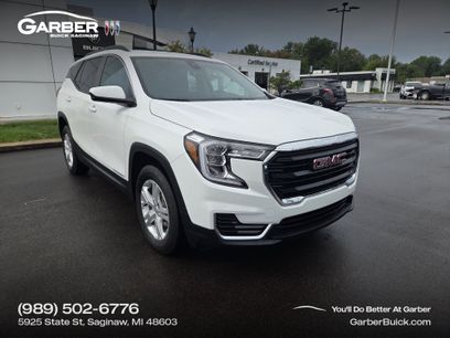 Used 2022 GMC Terrain SLE w/ Driver Convenience Package