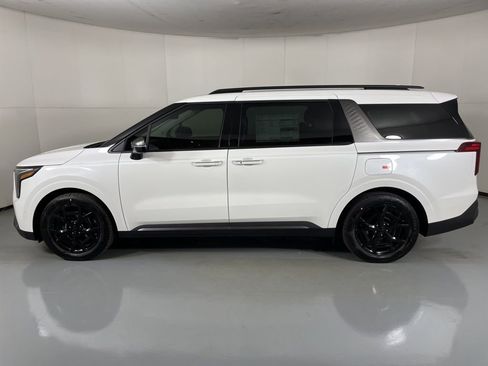 New 2026 Kia Carnival SX Prestige image 5