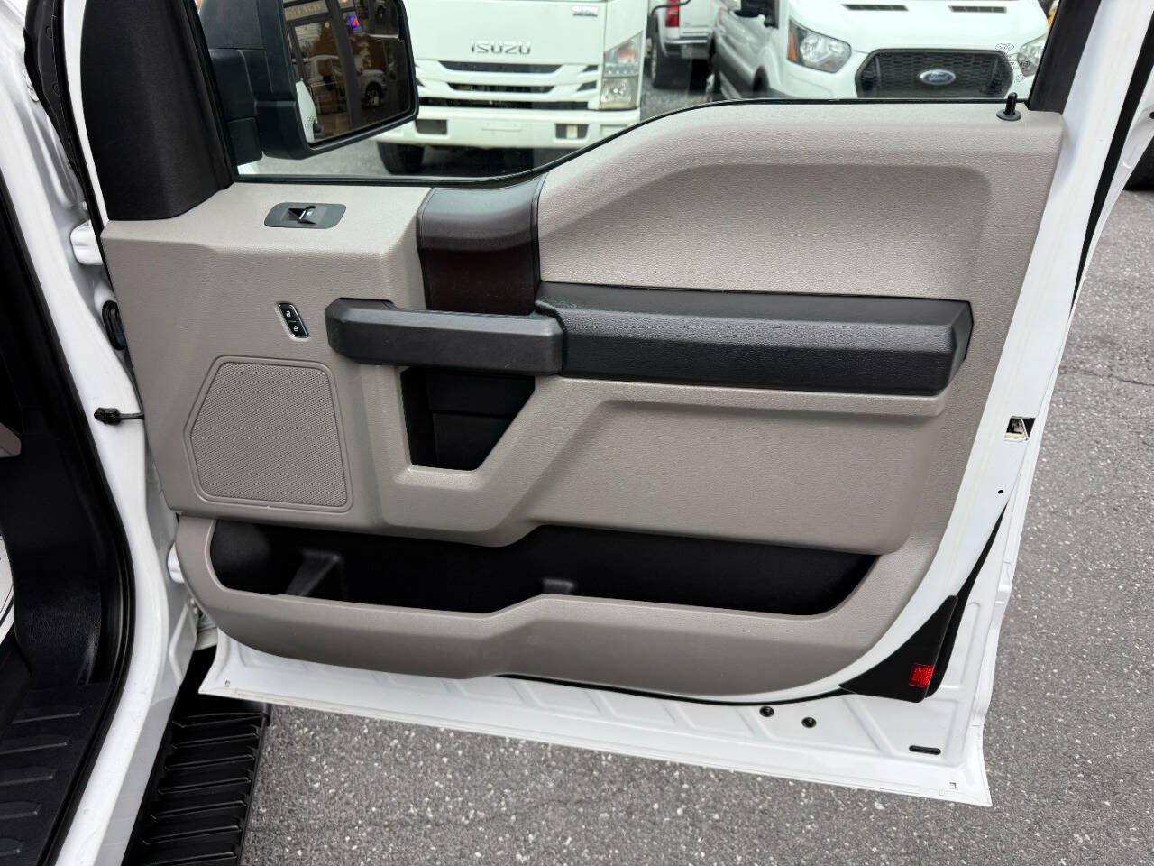 Used 2019 Ford F150 XL w/ Equipment Group 101A Mid RWD image 30