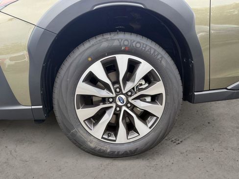 New 2025 Subaru Outback Limited image 14