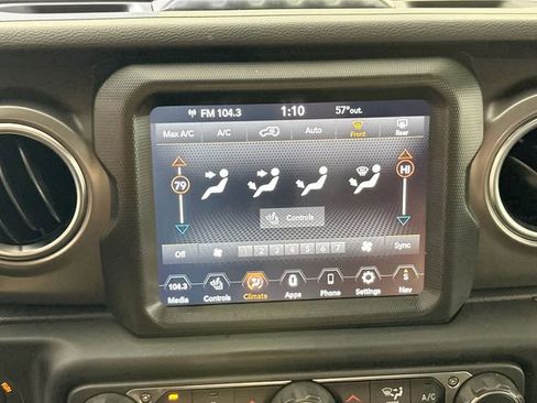 Used 2023 Jeep Wrangler Unlimited Rubicon 4xe w/ Dual Top Group AWD/4WD image 14