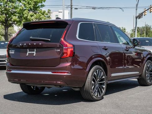 Used 2025 Volvo XC90 T8 Ultra AWD/4WD image 5