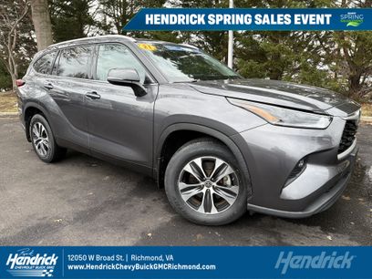 Used 2021 Toyota Highlander XLE