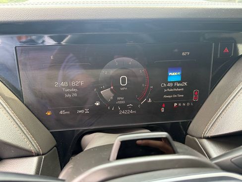 Used 2025 GMC Yukon AT4 w/ Premium Trailering Package AWD/4WD image 15