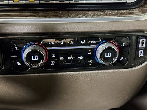 Used 2026 Chevrolet Silverado 1500 LT w/ Safety Package image 10