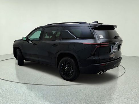 Used 2024 Chevrolet Traverse LT w/ Midnight/Sport Edition AWD/4WD image 12
