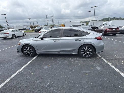 Used 2023 Honda Civic EX-L image 7