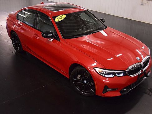 Used 2022 BMW 330i xDrive Sedan w/ Premium Essential Package AWD/4WD image 9