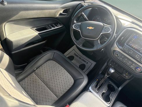 Used 2022 Chevrolet Colorado Z71 image 14
